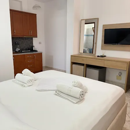 White House Ksamil ساراندا